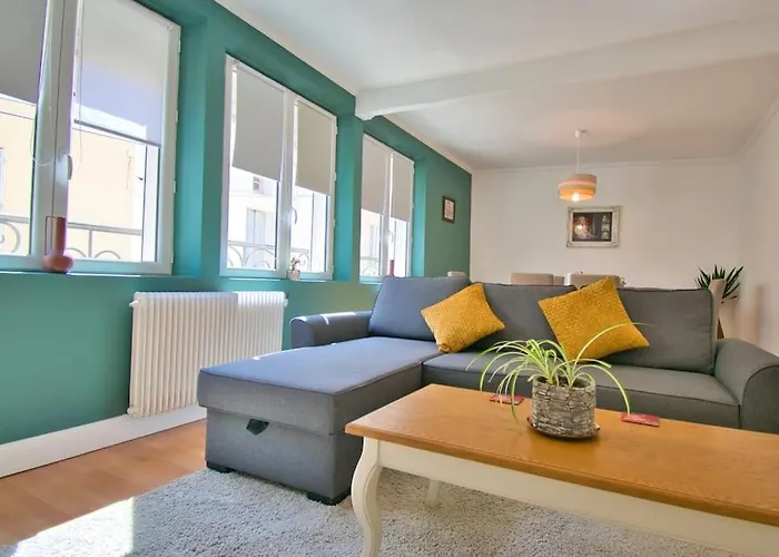 Dom wakacyjny Maison De Charme Centre Lezignan-c. Avec Terrasse